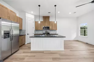 5601 Nielan St, Houston, TX 77028 - Photo 6