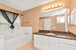 8506 Chancellorsville Ln, Houston, TX 77083 - Photo 28