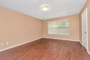 8506 Chancellorsville Ln, Houston, TX 77083 - Photo 24