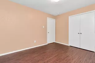 8506 Chancellorsville Ln, Houston, TX 77083 - Photo 34