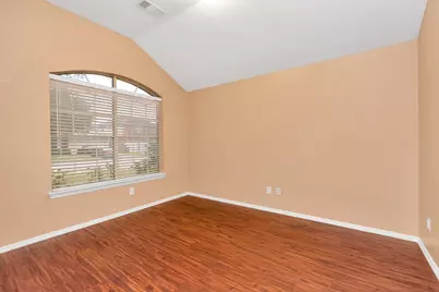 8506 Chancellorsville Lane, Houston, TX 77083 - Photo 6