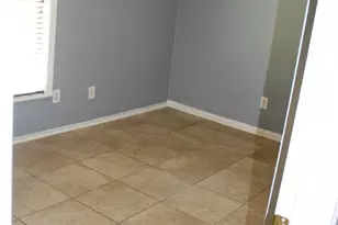 330 Dorchester St, Houston, TX 77022 - Photo 18