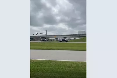 35 Tx-288, Angleton, TX 77515 - Photo 4