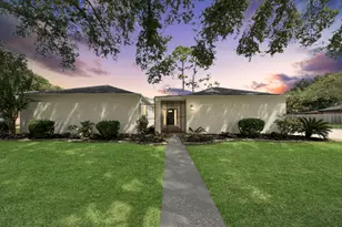 2302 Quail Valley E Dr, Missouri City, TX 77459 - Photo 1