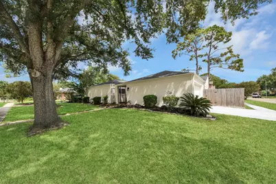 2302 Quail Valley East Drive, Missouri City, TX 77459 - Photo 8