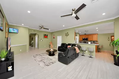 9645 Ashville Drive, Houston, TX 77051 - Photo 12