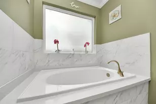 9645 Ashville Dr, Houston, TX 77051 - Photo 30