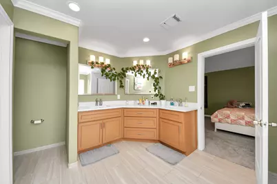 9645 Ashville Drive, Houston, TX 77051 - Photo 28