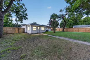 310 Nasturtium St, Lake Jackson, TX 77566 - Photo 36