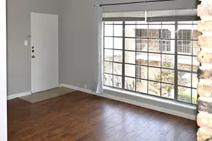 2101 Fountain View Dr, Houston, TX 77057 - Photo 2