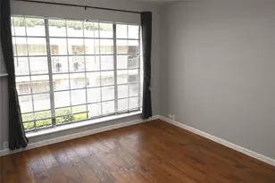 2101 Fountain View Dr, Houston, TX 77057 - Photo 10