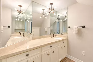 407 Barkers Landing Ct, Houston, TX 77079 - Photo 22