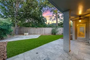 407 Barkers Landing Ct, Houston, TX 77079 - Photo 30