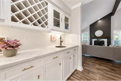 407 Barkers Landing Court, Houston, TX 77079 - Photo 12