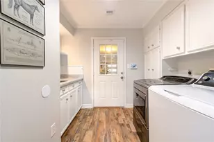 407 Barkers Landing Ct, Houston, TX 77079 - Photo 26