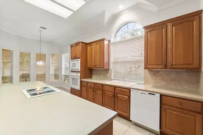 27 E Palmer Bend, The Woodlands, TX 77381 - Photo 24