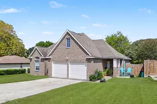 13262 Lake Breeze Ln, Willis, TX 77318 - Photo 1