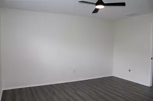11955 Chanteloup Dr, Houston, TX 77047 - Photo 18