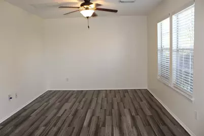 11955 Chanteloup Drive, Houston, TX 77047 - Photo 4