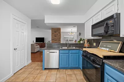 3807 Flintrock Lane, Sugar Land, TX 77479 - Photo 14