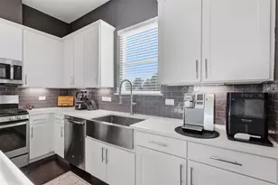 728 W Donovan St, Houston, TX 77091 - Photo 10