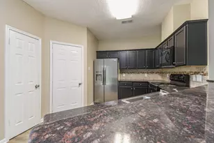9523 Tallow Tree Dr, Houston, TX 77070 - Photo 2