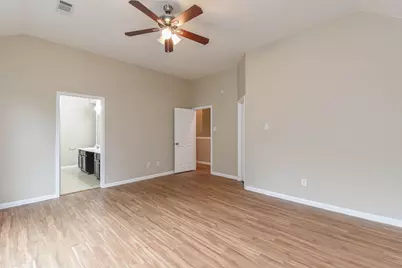 9523 Tallow Tree Drive, Houston, TX 77070 - Photo 18
