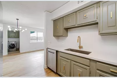 11002 Hammerly Boulevard #169, Houston, TX 77043 - Photo 6