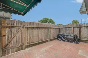 11002 Hammerly Blvd, Houston, TX 77043 - Photo 28
