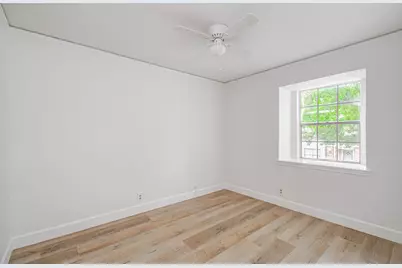 11002 Hammerly Boulevard #169, Houston, TX 77043 - Photo 18