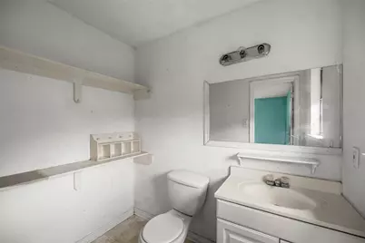 330 3rd Street, Hempstead, TX 77445 - Photo 6