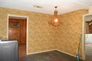 8535 Wiggins St, Houston, TX 77029 - Photo 14