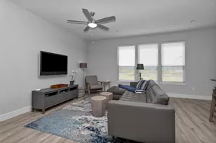 454 S Centro Cir, Shenandoah, TX 77385 - Photo 12