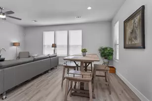 454 S Centro Cir, Shenandoah, TX 77385 - Photo 16