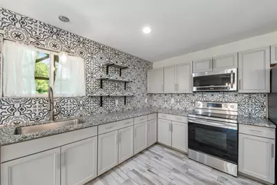 15151 Robin Trail, Conroe, TX 77302 - Photo 12