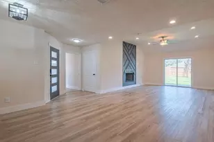 5502 Hewitt Dr, Houston, TX 77092 - Photo 4