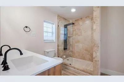 5502 Hewitt Drive, Houston, TX 77092 - Photo 24
