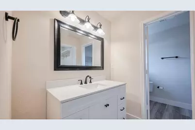 5502 Hewitt Drive, Houston, TX 77092 - Photo 20