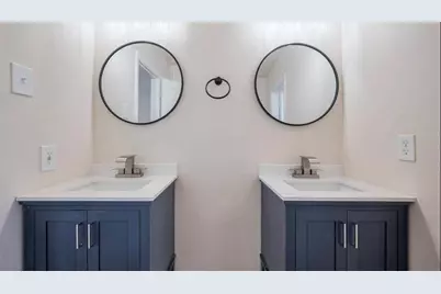 5502 Hewitt Drive, Houston, TX 77092 - Photo 12