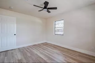 5502 Hewitt Dr, Houston, TX 77092 - Photo 16