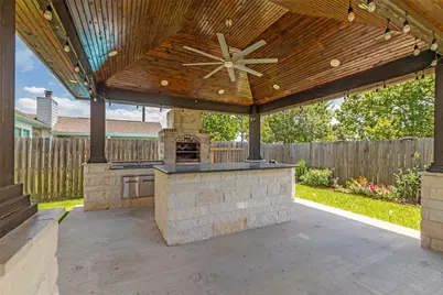 1927 Pinewood Court Drive, Baytown, TX 77521 - Photo 24