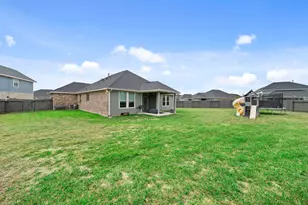 7703 Cowdray Ln, Fulshear, TX 77441 - Photo 14