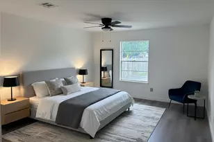 8411 Braeburn Valley Dr, Houston, TX 77074 - Photo 8