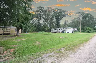 164 Tom, Livingston, TX 77351 - Photo 36