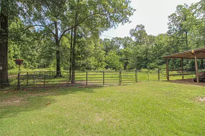 164 Tom, Livingston, TX 77351 - Photo 10