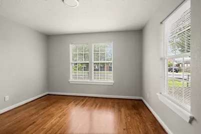 201 N Lenox, Houston, TX 77011 - Photo 12