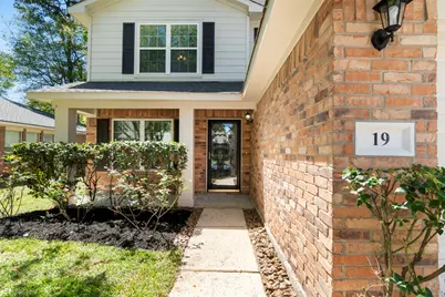 19 Shimmer Pond Place, The Woodlands, TX 77385 - Photo 4
