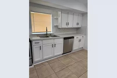 166 Sycamore Street, Richwood, TX 77531 - Photo 28