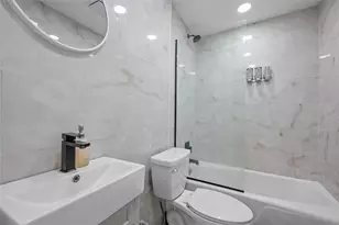1116 Banks St, Houston, TX 77006 - Photo 16