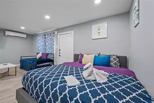 1116 Banks St, Houston, TX 77006 - Photo 14